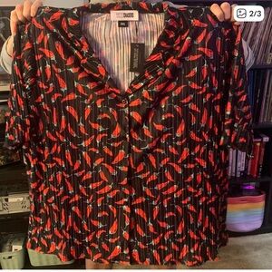 Wknd chasers -  Women's Red and Black Patterned Top - NWT